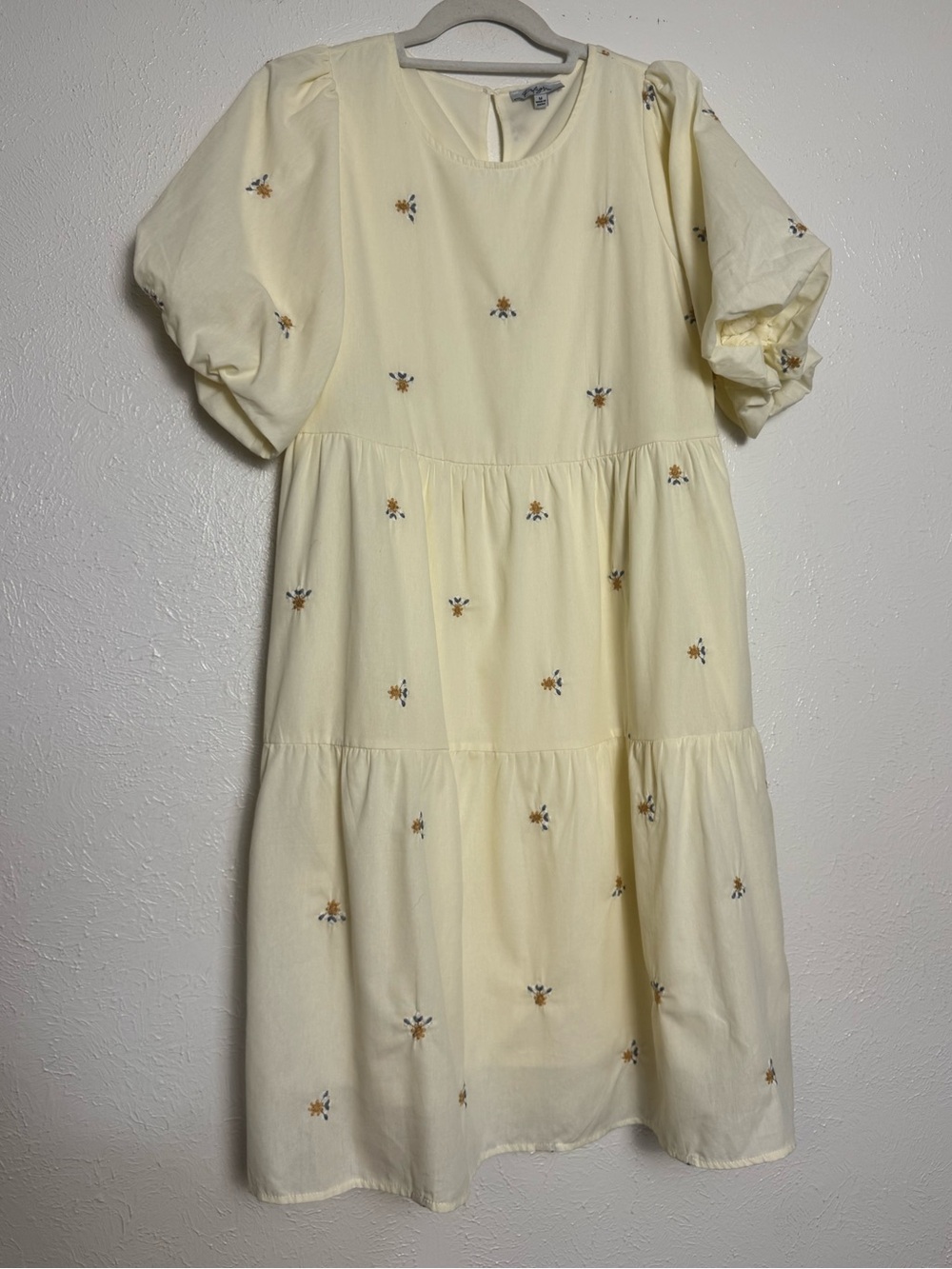 Polagram Floral Dainty Embroidered Floral Puff Sleeve Midi Dress